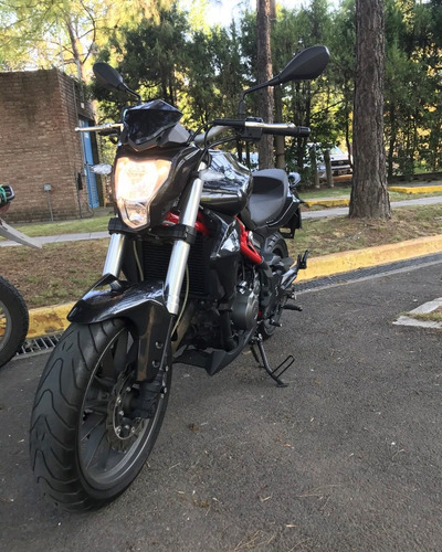 Imagen 3 de 6 de Benelli Tnt 300