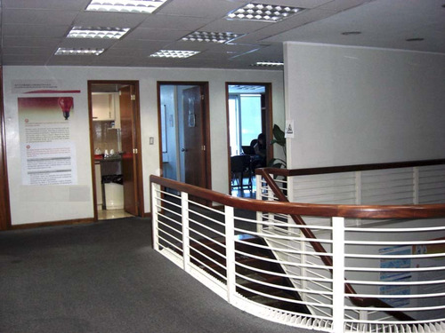 Imagen 9 de 23 de Alquilo Oficina En Piso Alto 385 M2 En Los Palos Grandes 7660