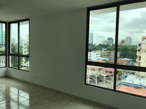 Imagen 3 de 12 de Apartamento En Venta San Francisco Con Balcón, Cerca De Todo
