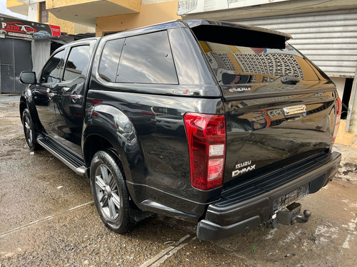Isuzu Dmax 2019 $40,000 Diesel Automática 4x4