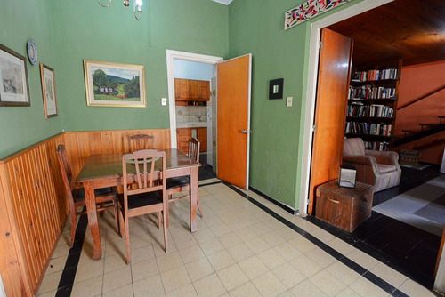 Venta Casa 2 Dormitorios - Lezica - Jardin