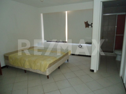 Imagen 7 de 12 de Re/max 2mil Vende Casa En Urb. Costa Azul - Isla De Margarita