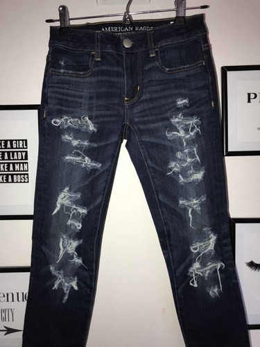 Pantalón De Jean Azul Con Detalles Rotos (american Eagle)