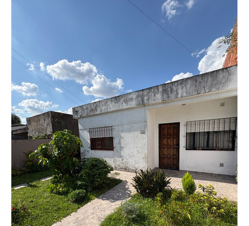 Casa Apta Credito Bancario, Zona San Miguel