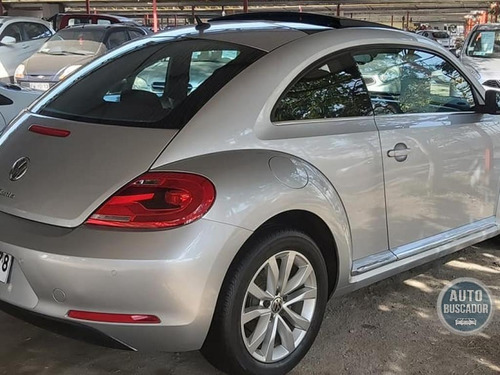 Volkswagen Beetle 2013