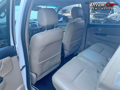 Toyota Hilux Sw4 Srv D4d 3.0 Branco 2014