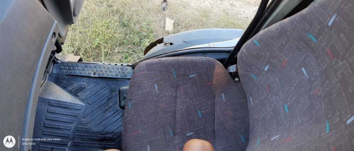 Imagem 4 de 7 de Mercedes Axo 2040