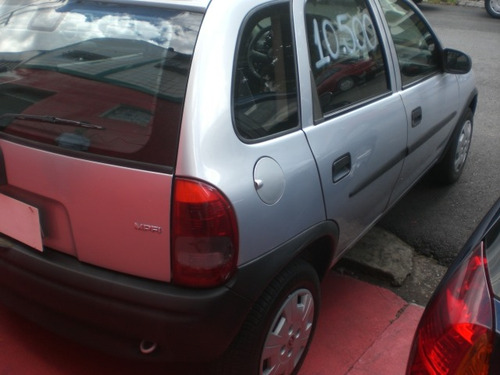 Chevrolet Corsa 1.0 Wind Prata 5p 1999