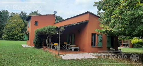 Imagen 3 de 28 de Quinta En Venta En Abasto, Con Casa De Campo Sobre Lote De 26.103 M2