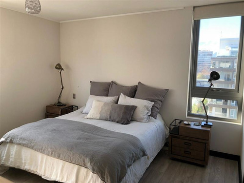 Departamento En Arriendo De 2 Dorm. En Vitacura