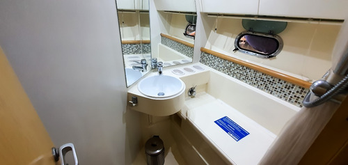 Imagem 4 de 8 de Ferretti 40