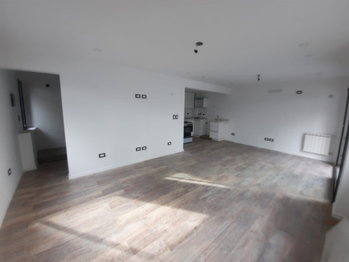 Imagen 6 de 14 de Duplex En Venta En Ituzaingo Norte