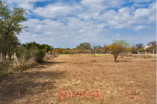 Lote Muy Amplio 2494 M2 Piedra Blanca Abajo