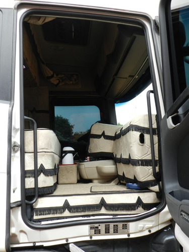 Imagem 7 de 15 de R 440 6x2 2014 Highline Automático Impecável