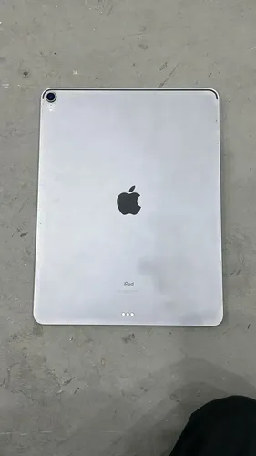 Ipad Pro 12.9 3a Geração 256gb + Apple Pencil + Dois Teclado