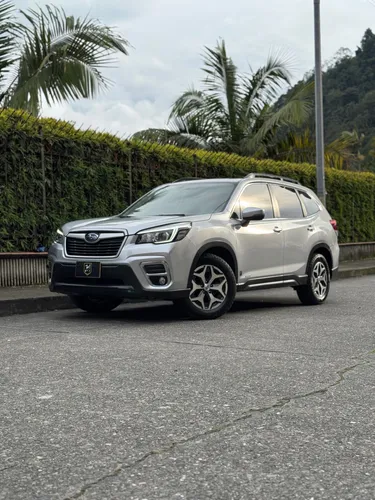 Subaru Forester 2.0 Xt