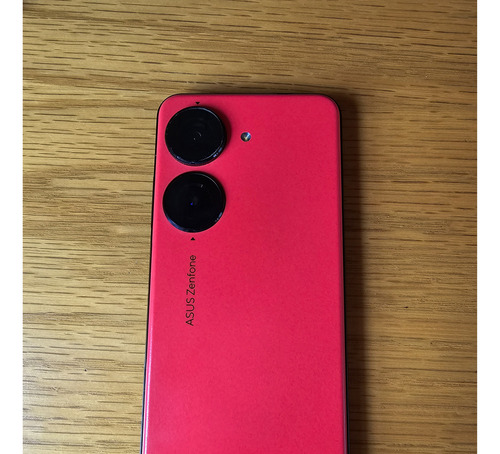 Asus Zenfone 10 Dual Sim 256 Gb Eclipse Rojo 8 Gb Ram (Usado)