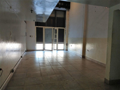 Venta Local Comercial En Merlo Barrio Los Aromos