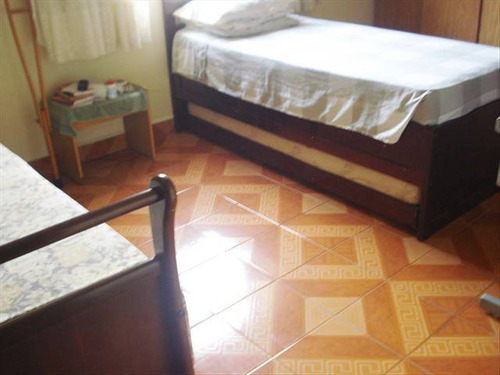 Imagem 9 de 30 de Sobrado No Centro De São Vicente, Aceita Financiamento! - Hm1438