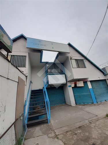 Local Comercial En Arriendo En Av. Pajaritos Maipu