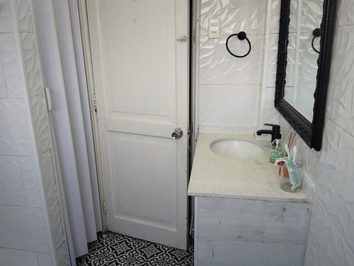 Casa En Venta De 3 Dorm. En Ñuñoa