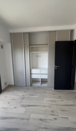Imagen 6 de 10 de Departamento En Venta En Lanus Oeste