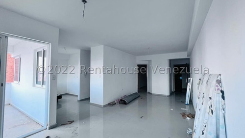 Imagen 11 de 12 de Marol Rentahouse Vende Apartamento En El Parral Valencia 22-21690