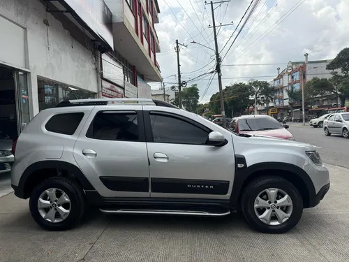 Renault Duster 1.3 Intense Cvt