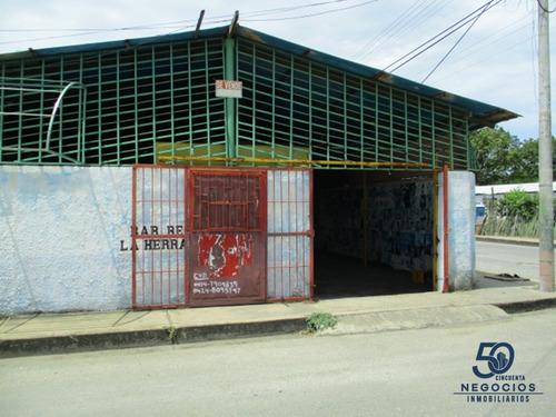 Imagen 1 de 12 de Local En Juangriego Listo Para Emprender Tu Propio Negocio