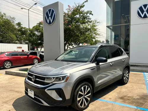 Volkswagen Taos 1.4 Tsi Highline At