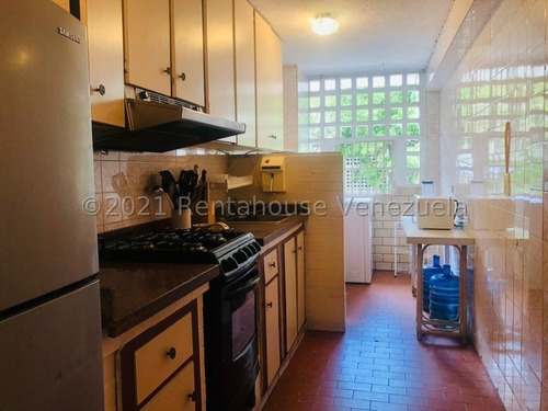 Imagen 14 de 26 de Amplio Apartamento En Venta. Urb. Bello Monte. Mls #22-9863 Vanessa Sayago. 04125866548