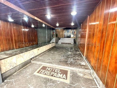 Edificio / Hotel Comercial ( 9 Pisos / A Remodelar ) Venta La Candelaria Mls - 24-12325