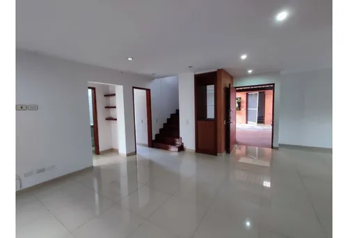 Venta Casa De 258mts2 Condominio En El Castillo, Jamundí 7384.