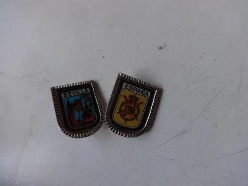 Lote Pin Antiguo Sevilla España Metal Original Escudo Logo (Usado)