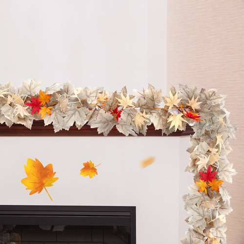 Guirnalda De Hojas Artificiales Con Decoración De Halloween