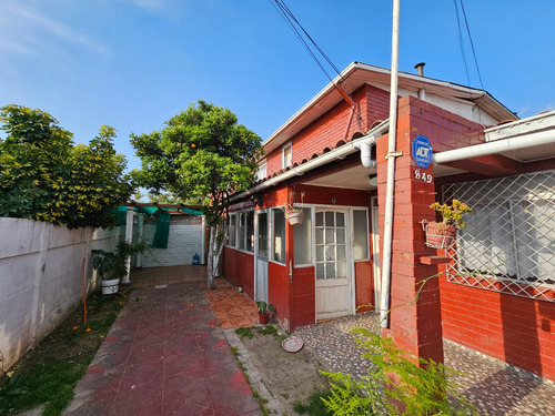 Casa 2d/2b De Dos Pisos En Sector Trinidad Con Santa Raquel