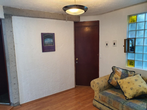 Imagen 4 de 8 de Casa Para Estudiantes, Todos Los Servicios Incluidos : Luz,