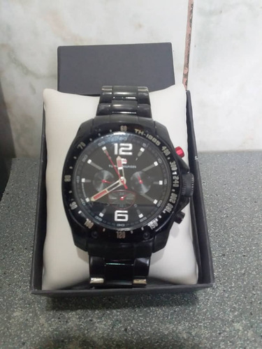 Reloj Tommy Original Color Negro.con Certificado Original