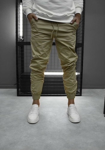 Jogger Hombre De Gabardina Semi Elastizado Inter Bond