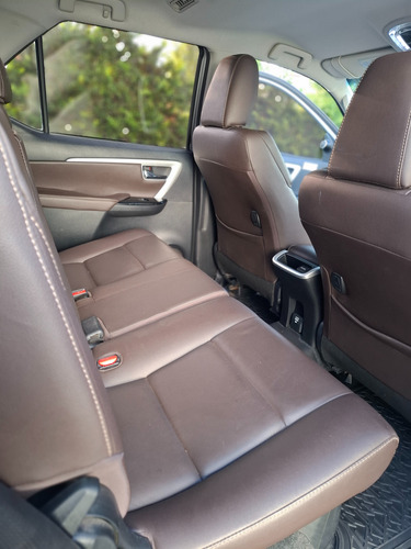 Toyota SW4 2.8 Srx 204Cv 4X4 7As At