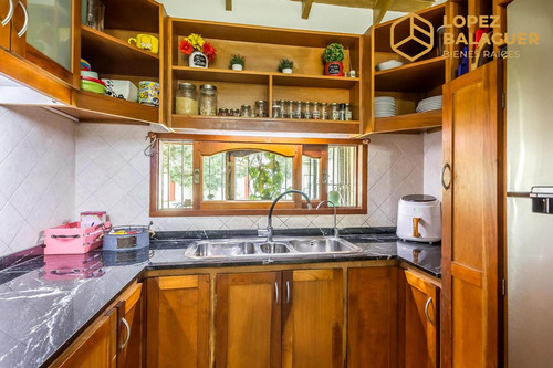 Casa 5 Ambientes En Ciudad Evita. Apto Crédito