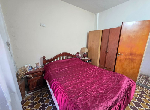 Venta Casa 4 Amb Cochera Fondo San Jose Temperley