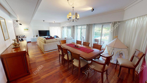 Casa En Venta 4 Dormitorios, Parrilla, Pileta. Acassuso Libertador Al Río.