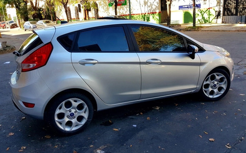 Ford Fiesta Kinetic Design 1.6 Design 120cv Titanium 2011