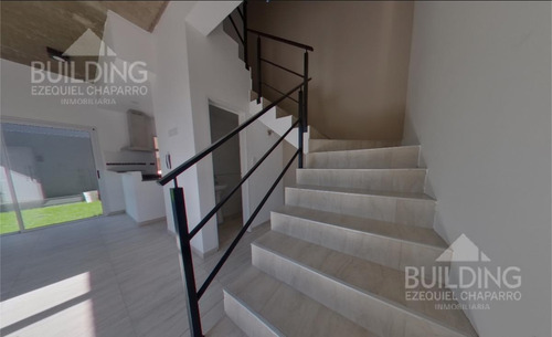 Imagen 15 de 27 de Departamento - En Venta - 2 Dormitorios - La Plata