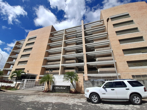 Imagen 1 de 12 de Apartamento En El C.r. Altolar, Villa Granada