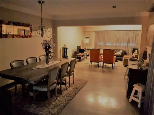 Casa En Venta En Quilmes