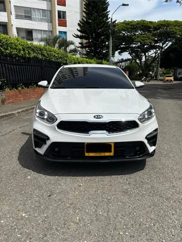 Kia Cerato 1.6 Vivro Vibrant Aut