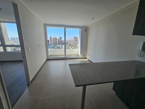Arriendo Excelente Departamento Nuevo . Edificio Paradise