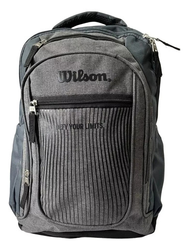 Morral Escolar Bolso Universitario Wilson Ejecutivo Laptop Color Gris Oscuro